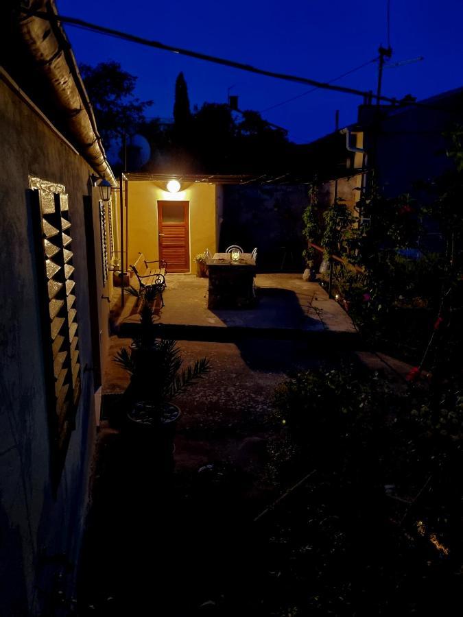 House Lopica * Senj (Lika-Senj)