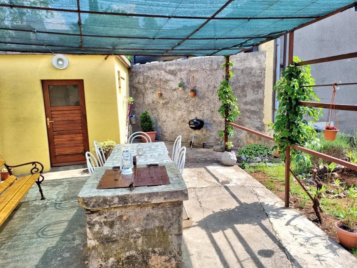 House Lopica Senj (Lika-Senj)